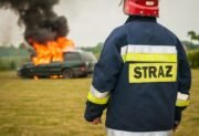 Jak zostać strażakiem? Wymagania, rekrutacja i zarobki w straży pożarnej