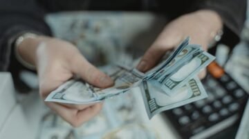 Wynagrodzenie chorobowe – jak obliczyć i kiedy przysługuje?