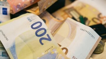 Nagroda jubileuszowa – kiedy przysługuje?