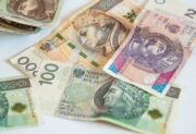 Zadatek a zaliczka – jakie są różnice i co warto wiedzieć?