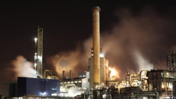 Eksport rosyjskiej ropy wstrzymany. Ceny w górę, tankowce zablokowane