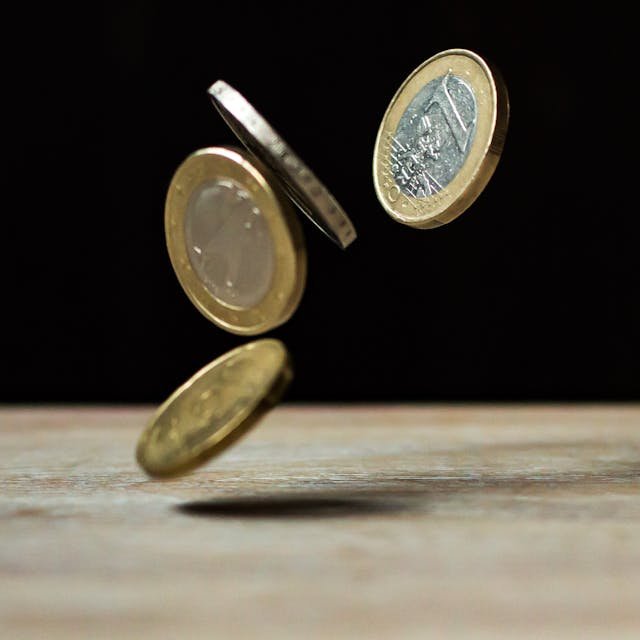 Limit płatności gotówką – ile wynosi i kogo dotyczy?