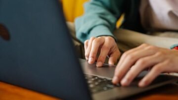 Jak skutecznie szukać zatrudnienia? Praktyczny przewodnik dla kandydatów