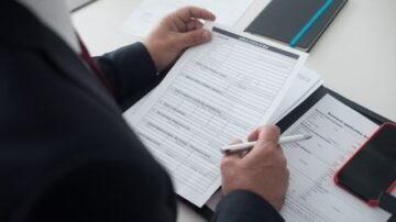 Rejestracja firmy i wsparcie w jej prowadzeniu – czego powinni szukać przedsiębiorcy w Krakowie?