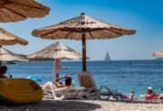 Pierwszy urlop nowo zatrudnionego pracownika – jak go prawidłowo naliczyć?